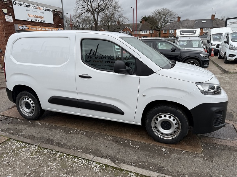 Citroen 1.5 BlueHDi 1000 Enterprise Edition M Panel Van 5dr Diesel Manual SWB Euro 6 (s/s) (100 ps)
