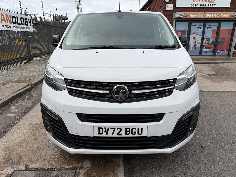 Vauxhall Vivaro Turbo D 2900 Sportive - U8815