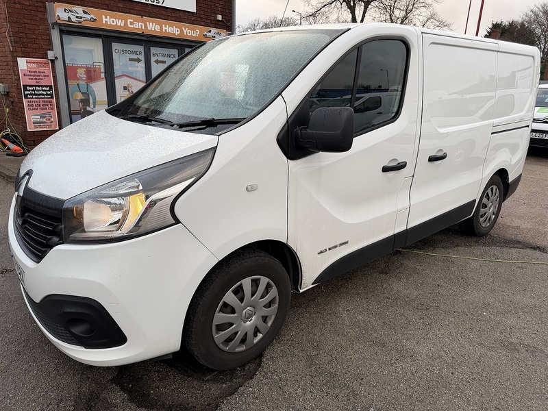 Renault 1.6 dCi ENERGY 29 Business+ Panel Van 5dr Diesel Manual SWB Standard Roof Euro 6 (s/s) (125 ps)