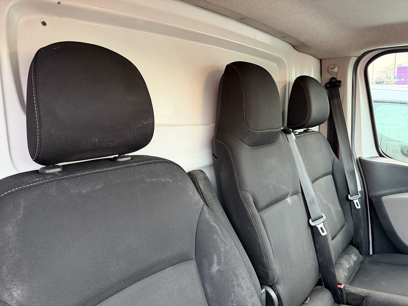 Renault 1.6 dCi ENERGY 29 Business+ Panel Van 5dr Diesel Manual SWB Standard Roof Euro 6 (s/s) (125 ps)