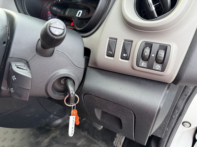 Renault 1.6 dCi ENERGY 29 Business+ Panel Van 5dr Diesel Manual SWB Standard Roof Euro 6 (s/s) (125 ps)