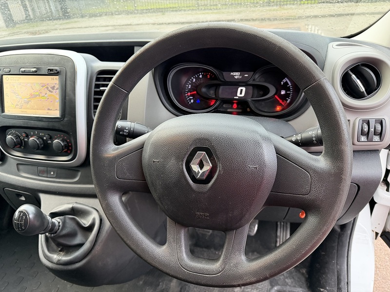 Renault 1.6 dCi ENERGY 29 Business+ Panel Van 5dr Diesel Manual SWB Standard Roof Euro 6 (s/s) (125 ps)
