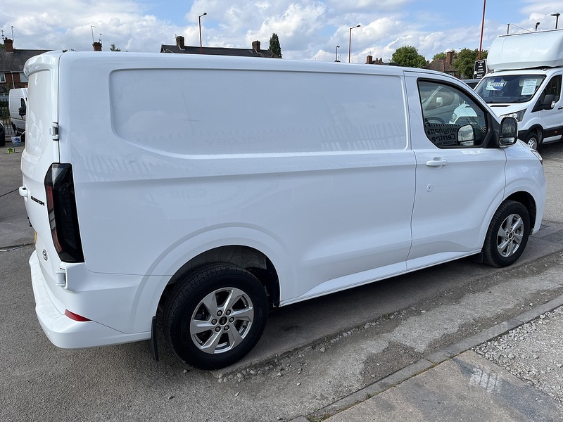 Ford 280 Limited L1h1 P/V Ecoblue Panel Van 2.0 Diesel