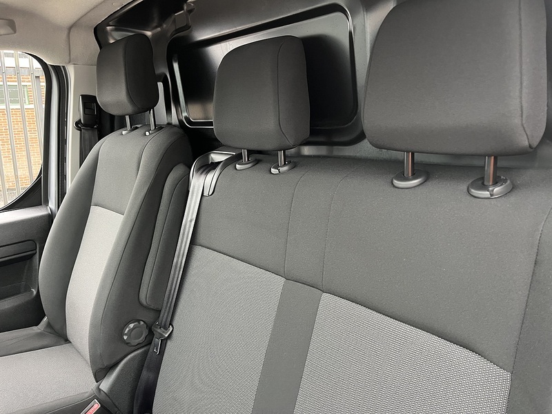 Vauxhall 1.5 Turbo D 2900 Dynamic Panel Van 6dr Diesel Manual L1 H1 Euro 6 (s/s) (100 ps)