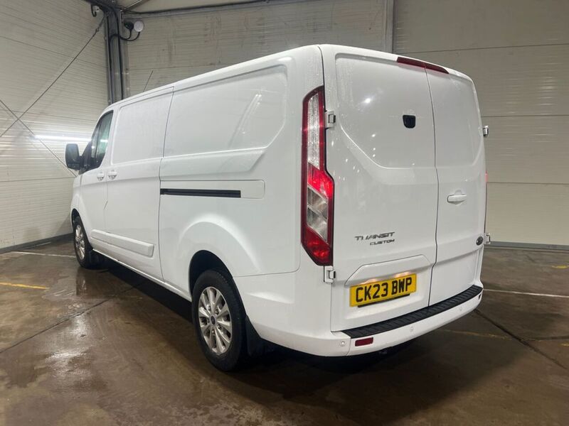 Ford 2.0 300 EcoBlue Limited Panel Van 5dr Diesel Manual L2 H1 Euro 6 (s/s) (130 ps)
