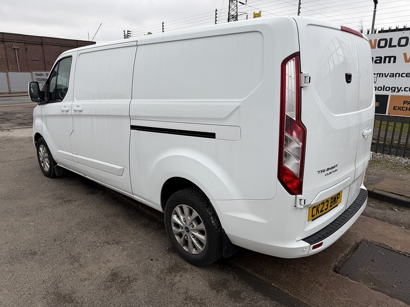 Ford Transit Custom 300 EcoBlue Limited - U8827