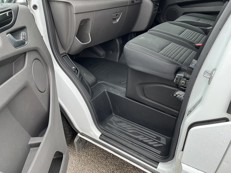 Ford 2.0 300 EcoBlue Limited Panel Van 5dr Diesel Manual L1 H1 Euro 6 (s/s) (130 ps)