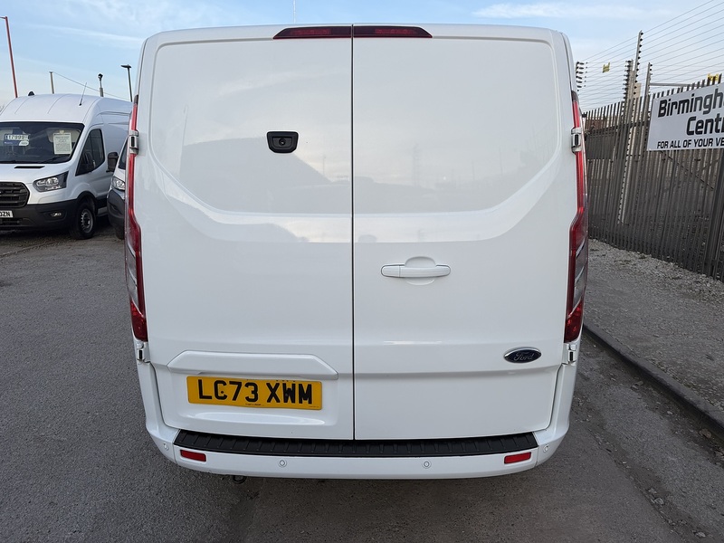 Ford 2.0 300 EcoBlue Limited Panel Van 5dr Diesel Manual L1 H1 Euro 6 (s/s) (130 ps)