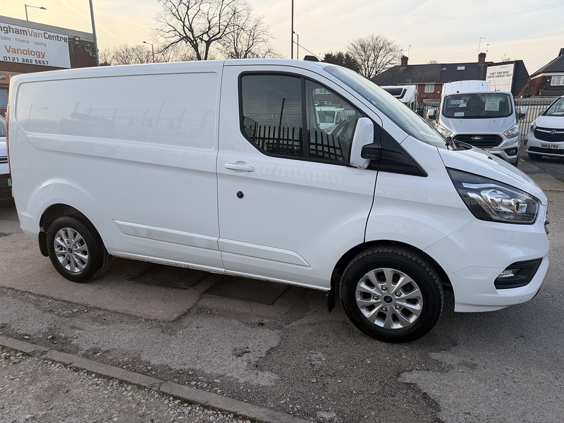 Ford 2.0 300 EcoBlue Limited Panel Van 5dr Diesel Manual L1 H1 Euro 6 (s/s) (130 ps)