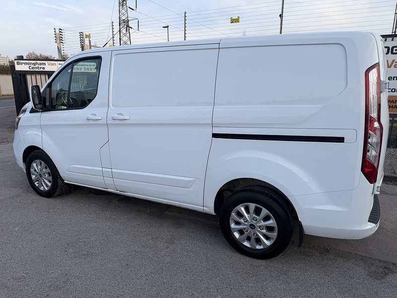 Ford 2.0 300 EcoBlue Limited Panel Van 5dr Diesel Manual L1 H1 Euro 6 (s/s) (130 ps)