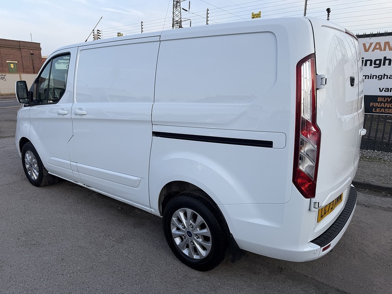 Ford 2.0 300 EcoBlue Limited Panel Van 5dr Diesel Manual L1 H1 Euro 6 (s/s) (130 ps)