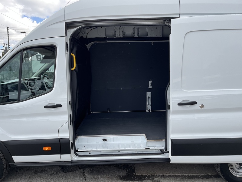 Ford 2.0 350 EcoBlue Leader Panel Van 5dr Diesel Manual RWD L4 H3 Euro 6 (s/s) (130 ps)