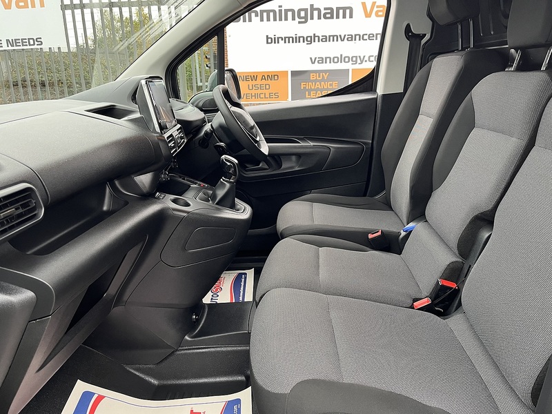 Peugeot 1.6 BlueHDi 1000 Professional Standard Panel Van 5dr Diesel Manual SWB Euro 6 (s/s) (100 bhp)