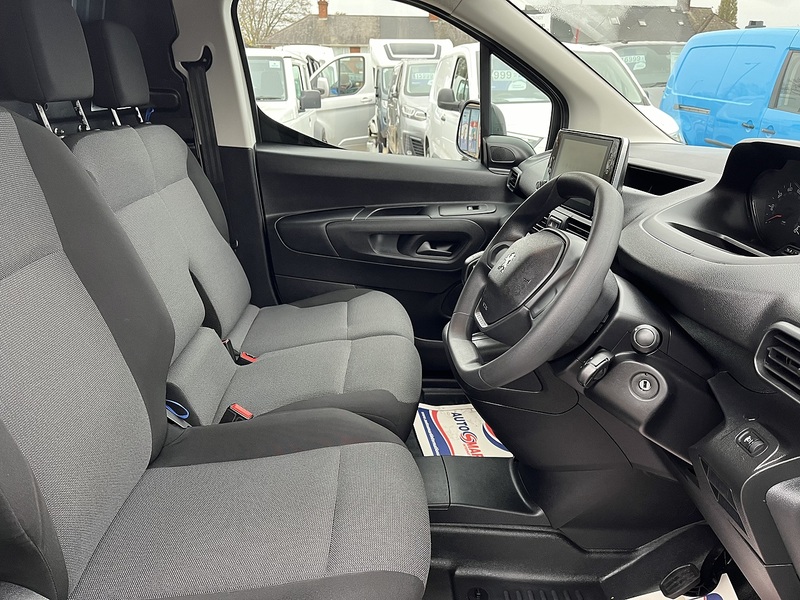 Peugeot 1.6 BlueHDi 1000 Professional Standard Panel Van 5dr Diesel Manual SWB Euro 6 (s/s) (100 bhp)