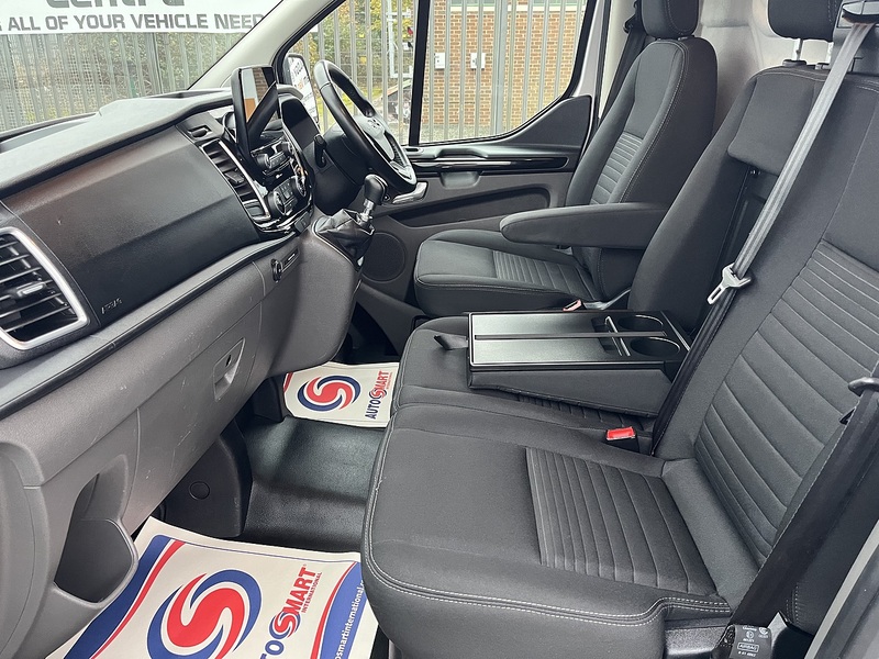 Ford 2.0 300 EcoBlue Limited Panel Van 5dr Diesel Manual L1 H1 Euro 6 (s/s) (130 ps)