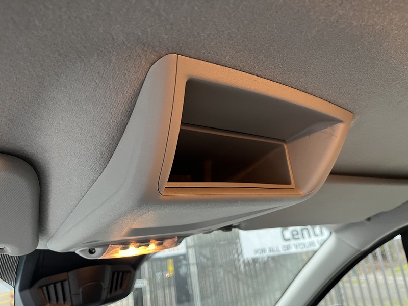 Ford 2.0 300 EcoBlue Limited Panel Van 5dr Diesel Manual L1 H1 Euro 6 (s/s) (130 ps)