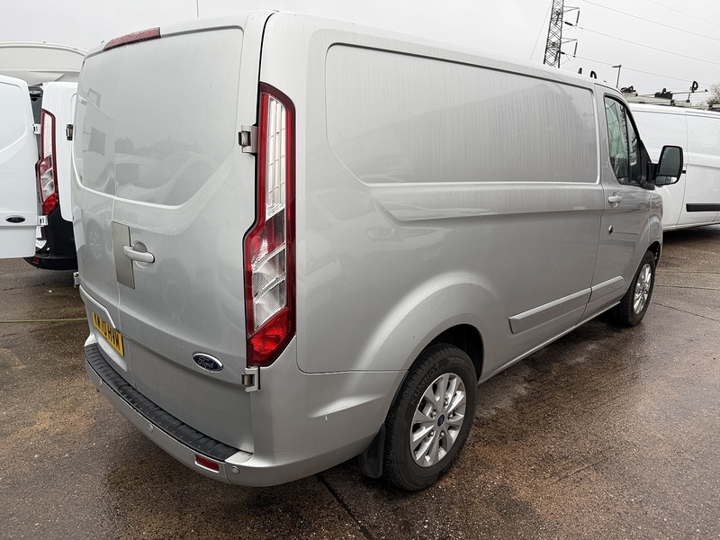 Ford 2.0 300 EcoBlue Limited Panel Van 5dr Diesel Manual L1 H1 Euro 6 (s/s) (130 ps)