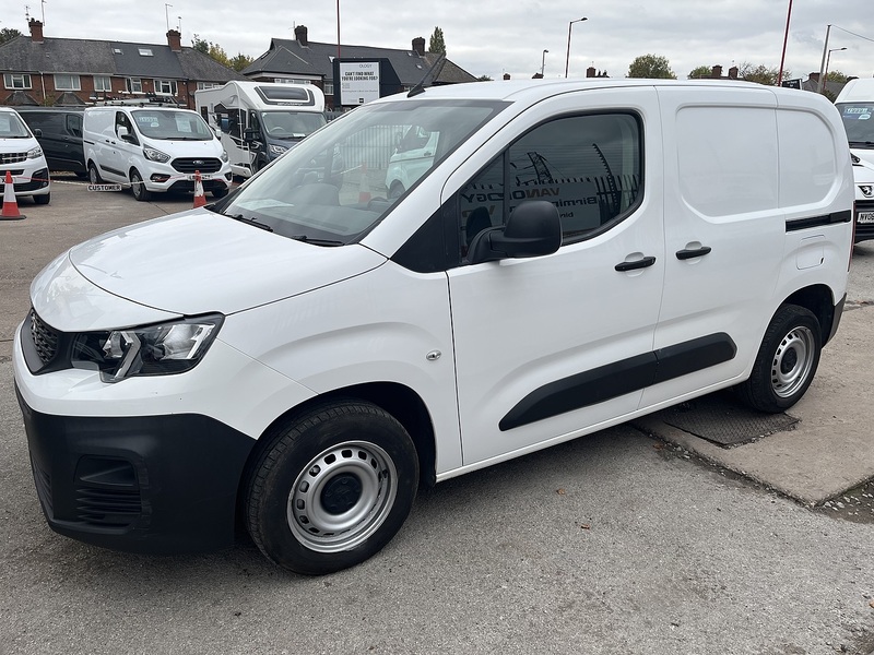 Citroen 800 50kWh Enterprise Edition M Panel Van 5dr Electric Auto SWB (7.4kW Charger) (136 ps)