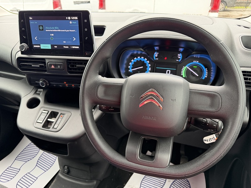 Citroen 800 50kWh Enterprise Edition M Panel Van 5dr Electric Auto SWB (7.4kW Charger) (136 ps)