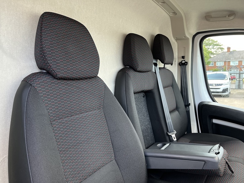 Citroen 2.2 BlueHDi 35 Enterprise Panel Van 5dr Diesel Manual L3 High Roof Euro 6 (s/s) (140 ps)