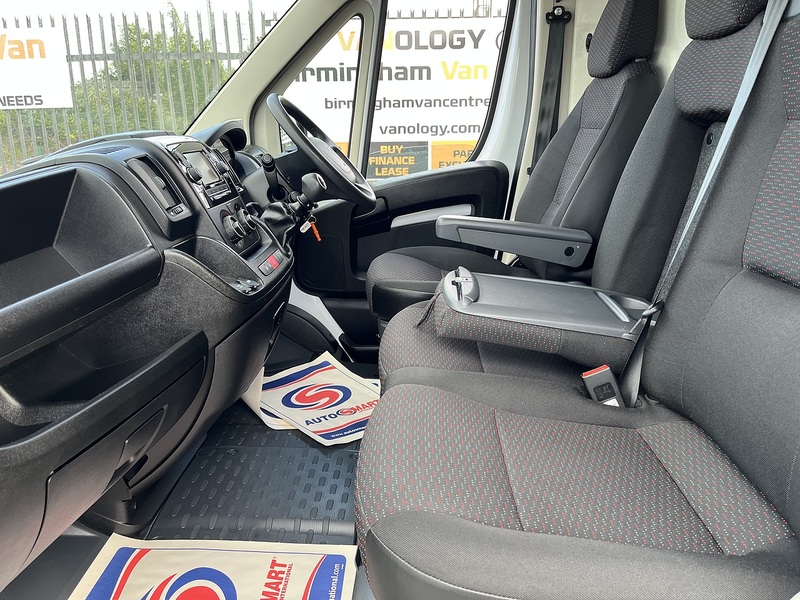 Citroen 2.2 BlueHDi 35 Enterprise Panel Van 5dr Diesel Manual L3 High Roof Euro 6 (s/s) (140 ps)