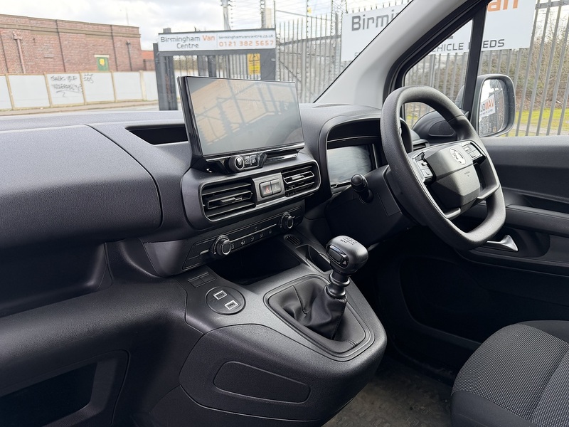 Vauxhall 1.5 Turbo D 2300 Prime Panel Van 5dr Diesel Manual SWB Euro 6 (s/s) (100 ps)