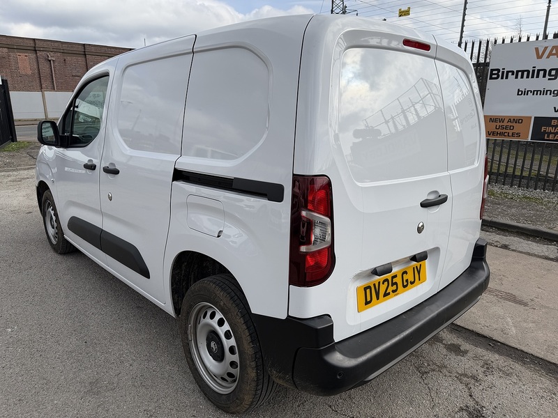 Vauxhall 1.5 Turbo D 2300 Prime Panel Van 5dr Diesel Manual SWB Euro 6 (s/s) (100 ps)