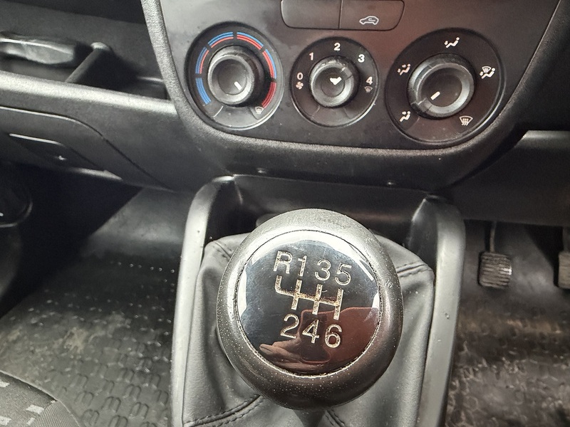 Vauxhall 1.6CDTi LWB L2 2300 (EURO6/ULEZ)