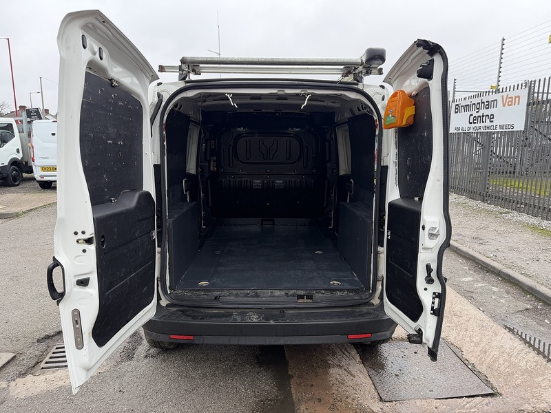 Vauxhall 1.6CDTi LWB L2 2300 (EURO6/ULEZ)