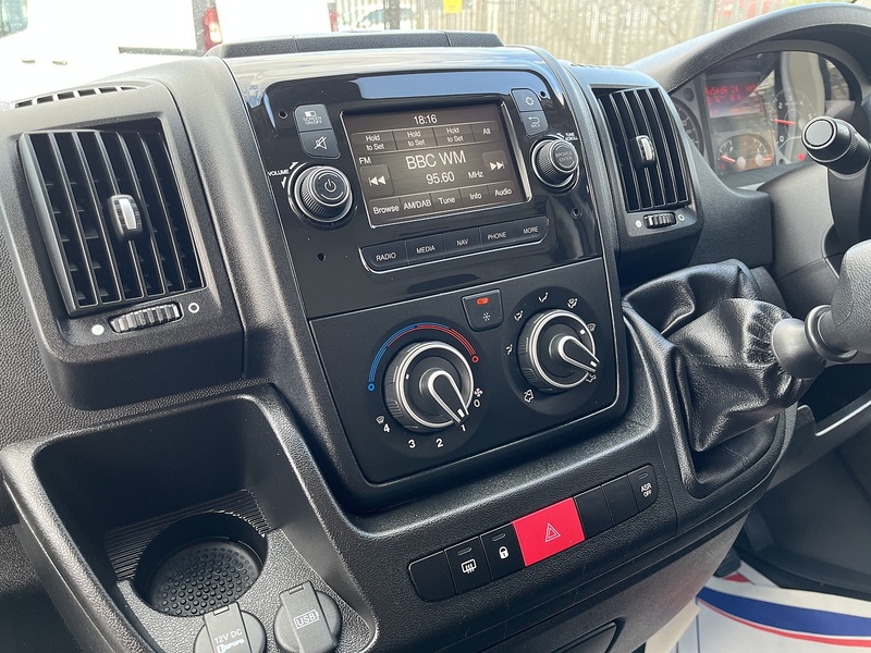 Citroen 2.2 BlueHDi 35 Enterprise Panel Van 5dr Diesel Manual L3 High Roof Euro 6 (s/s) (140 ps)