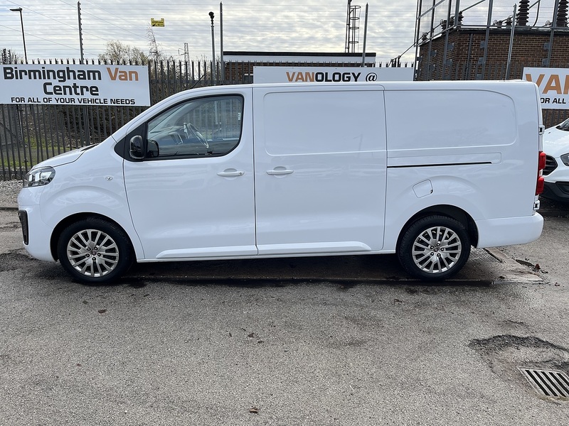 Vauxhall 1.5 Turbo D 2900 Pro Panel Van 6dr Diesel Manual L2 H1 Euro 6 (s/s) (100 ps)