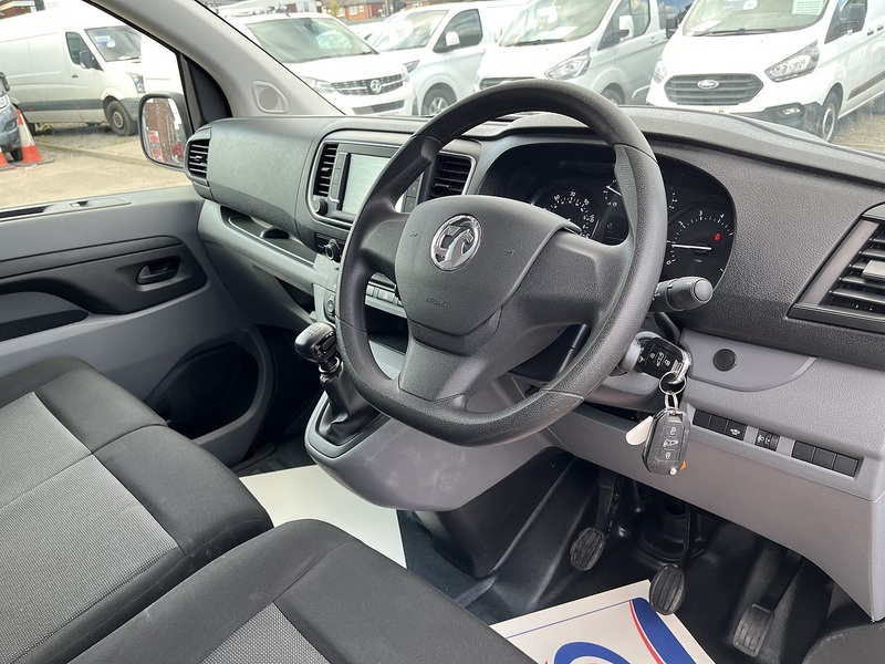 Vauxhall 1.5 Turbo D 2900 Pro Panel Van 6dr Diesel Manual L2 H1 Euro 6 (s/s) (100 ps)