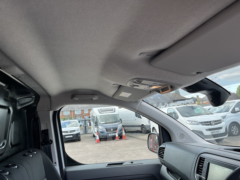 Vauxhall 1.5 Turbo D 2900 Pro Panel Van 6dr Diesel Manual L2 H1 Euro 6 (s/s) (100 ps)