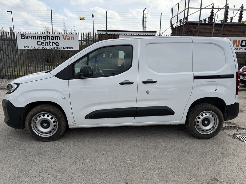 Vauxhall 1.5 Turbo D 2300 Prime Panel Van 5dr Diesel Manual SWB Euro 6 (s/s) (100 ps)