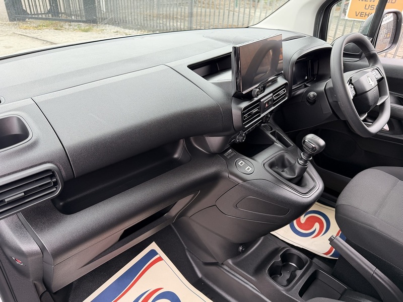 Vauxhall 1.5 Turbo D 2300 Prime Panel Van 5dr Diesel Manual SWB Euro 6 (s/s) (100 ps)