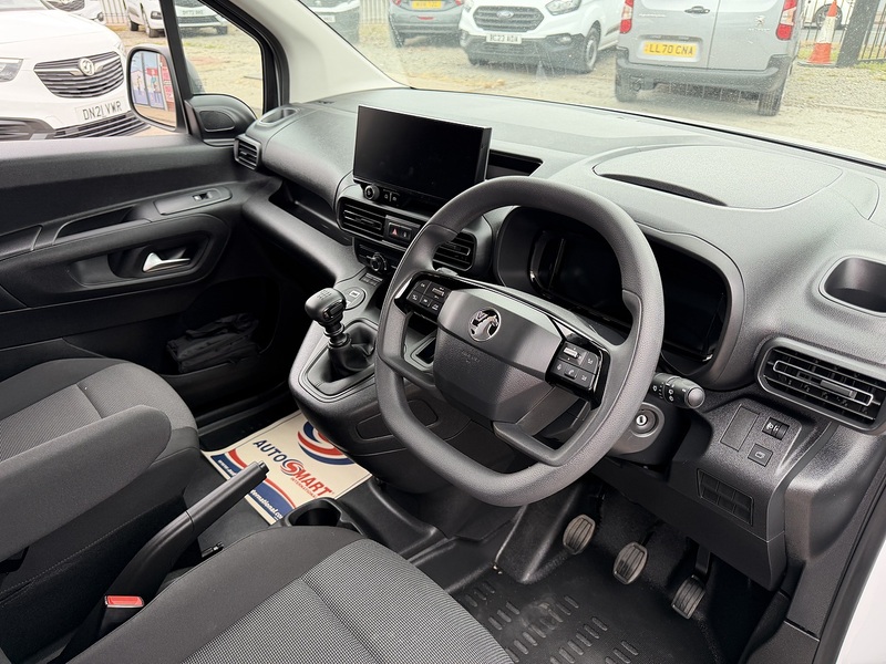 Vauxhall 1.5 Turbo D 2300 Prime Panel Van 5dr Diesel Manual SWB Euro 6 (s/s) (100 ps)