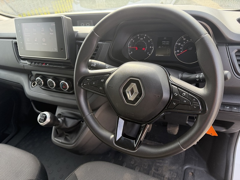 Renault 2.0 dCi Blue LL30 Advance Panel Van 5dr Diesel Manual L2 H1 Euro 6 (s/s) (130 ps)