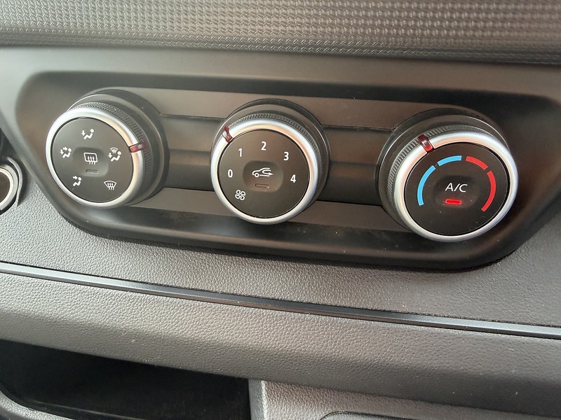 Renault 2.0 dCi Blue LL30 Advance Panel Van 5dr Diesel Manual L2 H1 Euro 6 (s/s) (130 ps)