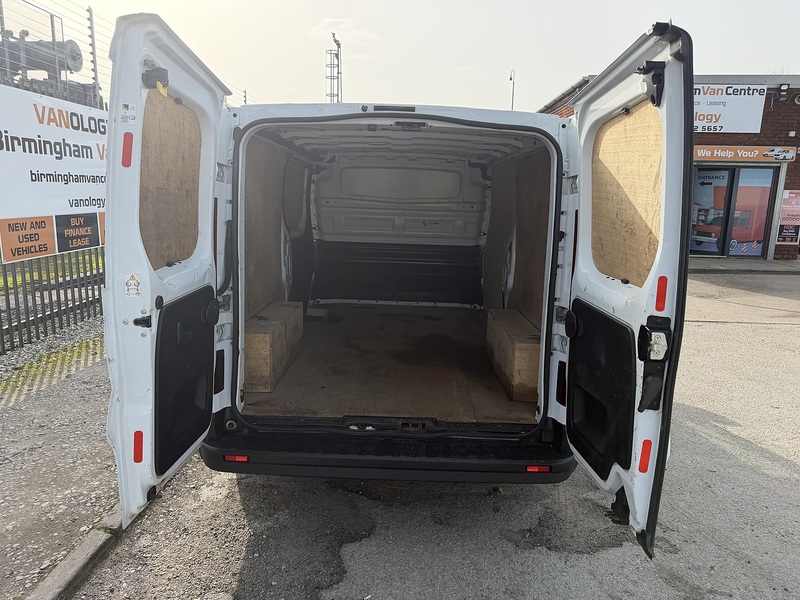 Renault 2.0 dCi Blue LL30 Advance Panel Van 5dr Diesel Manual L2 H1 Euro 6 (s/s) (130 ps)