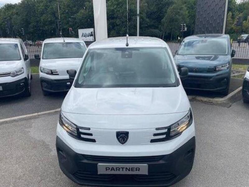 Peugeot 1.5HDi 100 L2 LWB PROFESSIONAL PLUS