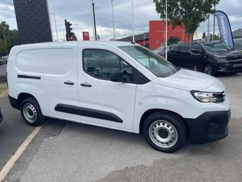 Peugeot 1.5HDi 100 L2 LWB PROFESSIONAL PLUS