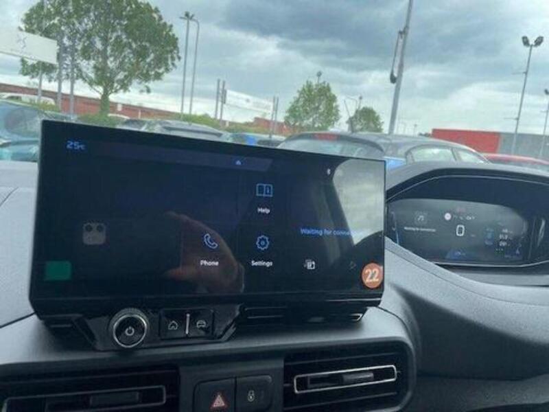 Peugeot 1.5HDi 100 L2 LWB PROFESSIONAL PLUS