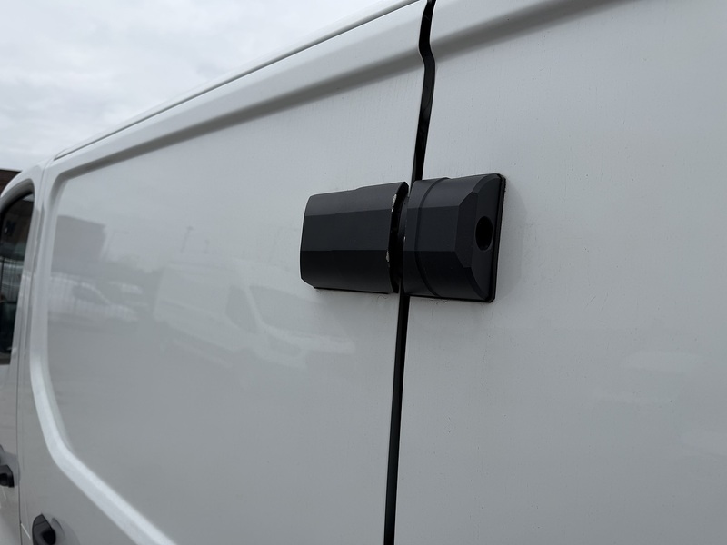 Vauxhall 1.6 CDTi 2900 Sportive Panel Van 5dr Diesel Manual L2 H1 Euro 6 (120 ps)