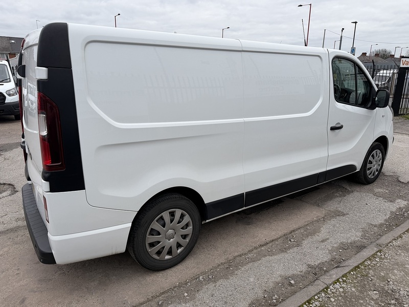 Vauxhall 1.6 CDTi 2900 Sportive Panel Van 5dr Diesel Manual L2 H1 Euro 6 (120 ps)