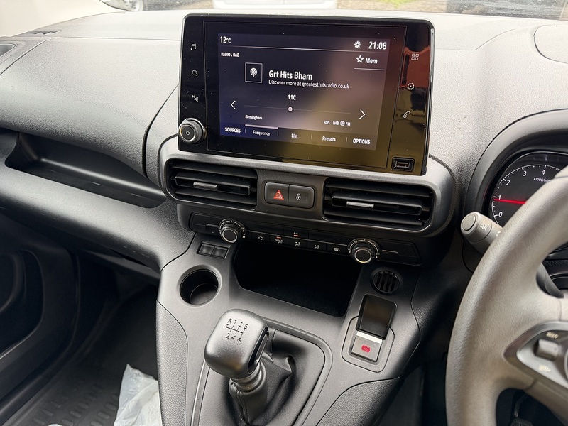 Vauxhall 1.5 Turbo D 2300 Sportive Panel Van 5dr Diesel Manual L1 H1 Euro 6 (100 ps)