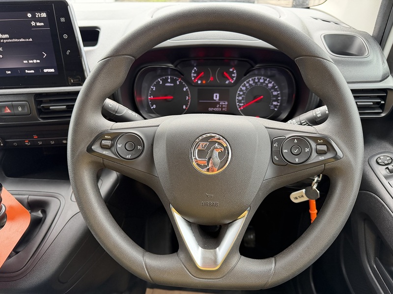 Vauxhall 1.5 Turbo D 2300 Sportive Panel Van 5dr Diesel Manual L1 H1 Euro 6 (100 ps)
