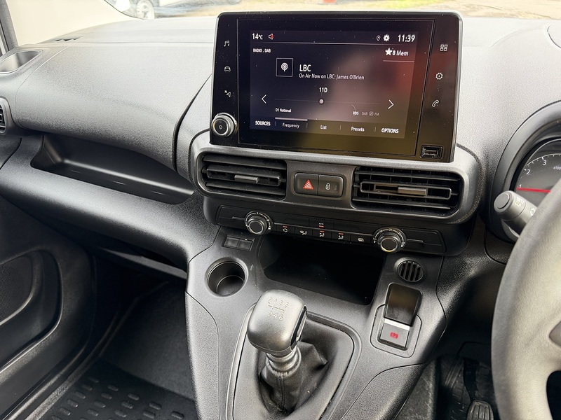 Vauxhall 1.5 Turbo D 2300 Sportive Panel Van 5dr Diesel Manual L1 H1 Euro 6 (100 ps)