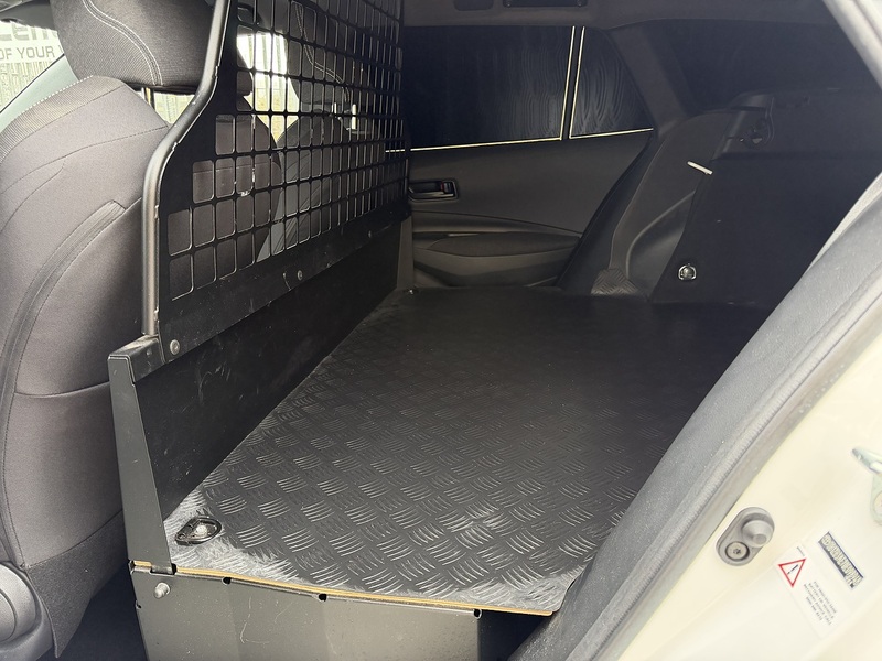 Toyota 1.8 VVT-h Car Derived Van 5dr Petrol Hybrid CVT Euro 6 (s/s) (140 ps)