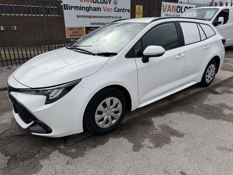 Toyota 1.8 VVT-h Car Derived Van 5dr Petrol Hybrid CVT Euro 6 (s/s) (140 ps)