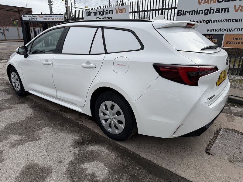 Toyota 1.8 VVT-h Car Derived Van 5dr Petrol Hybrid CVT Euro 6 (s/s) (140 ps)